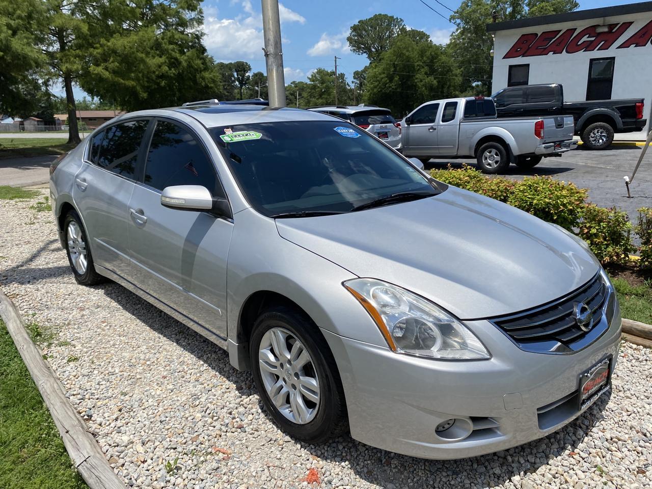 2010 NISSAN ALTIMA SL, WARRANTY, LEATHER, HEATED SEATS, SUNROOF, BACKUP CAM, BLUETOOTH! 2010 NISSAN ALTIMA SL, WARRANTY, LEATHER, HEATED SEATS, SUNROOF, BACKUP CAM, BLUETOOTH!