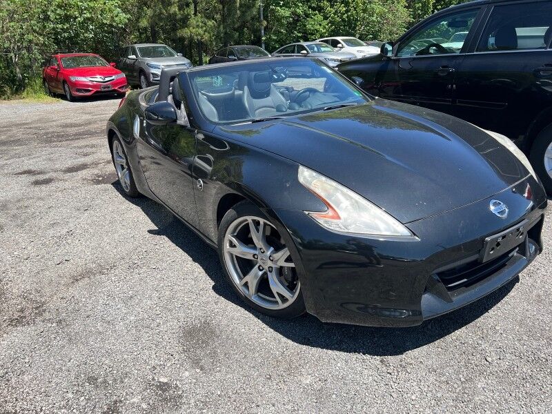 2010 Nissan 370Z 2dr Roadster Manual Touring 2010 Nissan 370Z 2dr Roadster Manual Touring