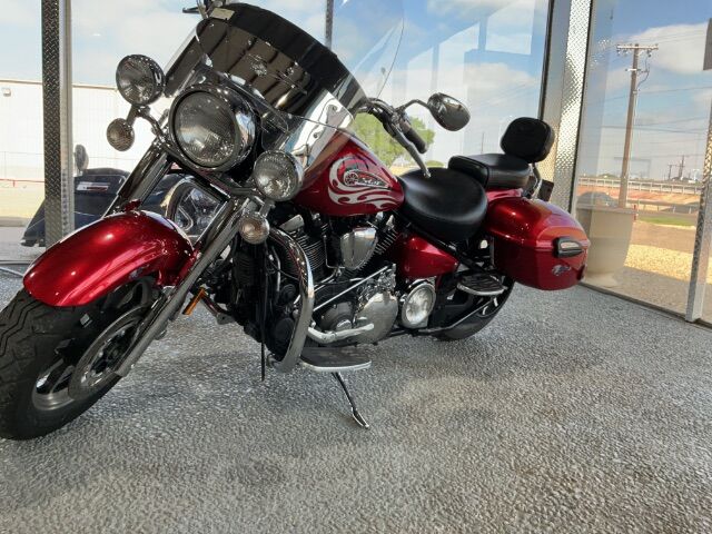 2010 Yamaha Road Star RED