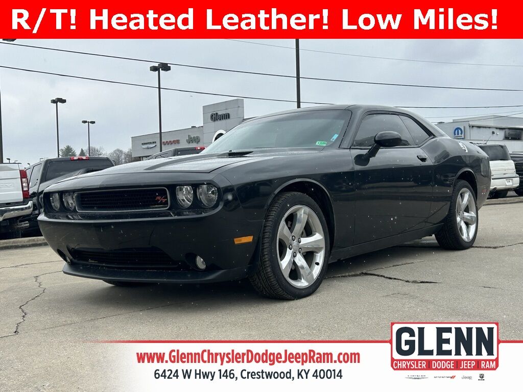 2011 Dodge Challenger R/T's photo