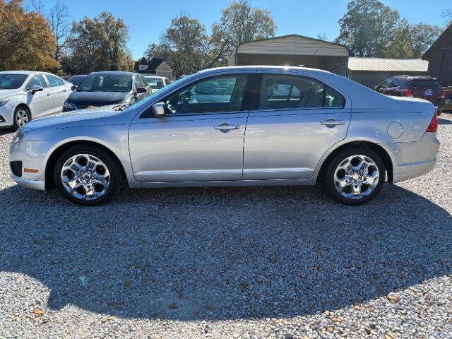 2011 Ford Fusion SE's photo