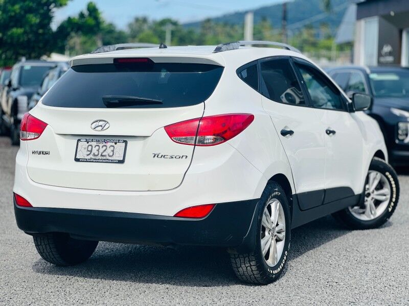 2011 Hyundai Tucson IX35 (2.0L Petrol) Vaitele 2011 Hyundai Tucson IX35 (2.0L Petrol) Vaitele