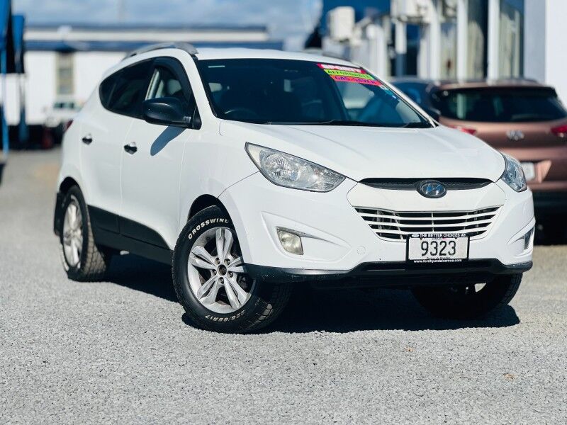 2011 Hyundai Tucson IX35 (2.0L Petrol) Vaitele 2011 Hyundai Tucson IX35 (2.0L Petrol) Vaitele
