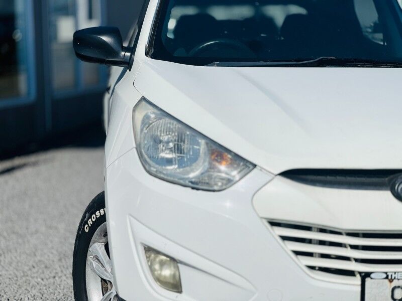 2011 Hyundai Tucson IX35 (2.0L Petrol) Vaitele 2011 Hyundai Tucson IX35 (2.0L Petrol) Vaitele