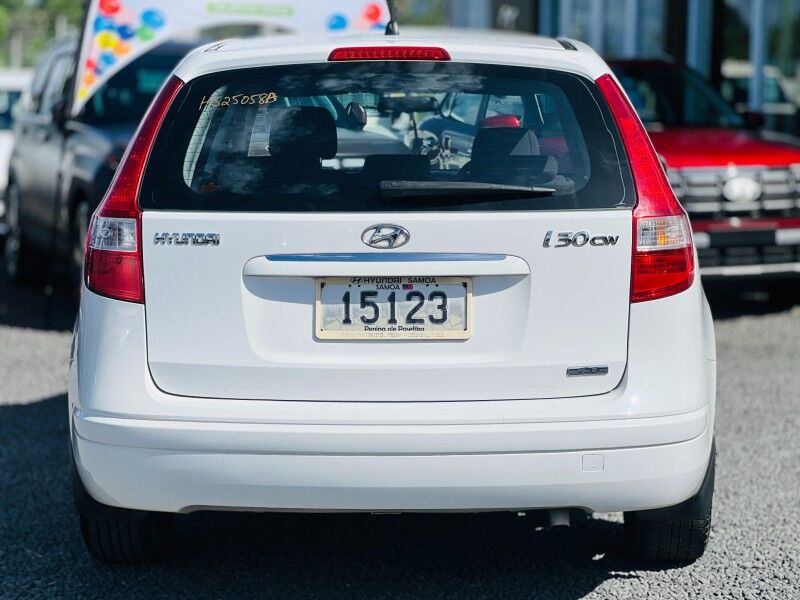 2011 Hyundai i30 Hatchback (2.0L Petrol) Vaitele 2011 Hyundai i30 Hatchback (2.0L Petrol) Vaitele