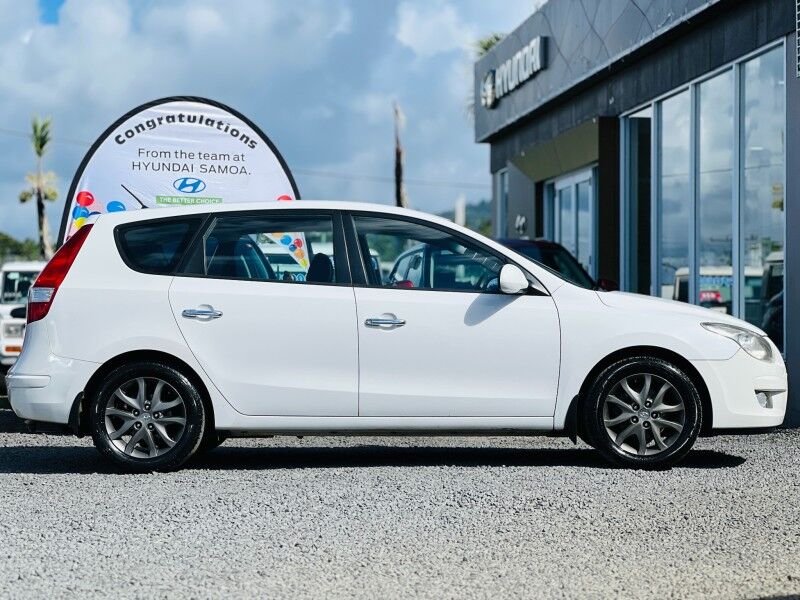 2011 Hyundai i30 Hatchback (2.0L Petrol) Vaitele 2011 Hyundai i30 Hatchback (2.0L Petrol) Vaitele