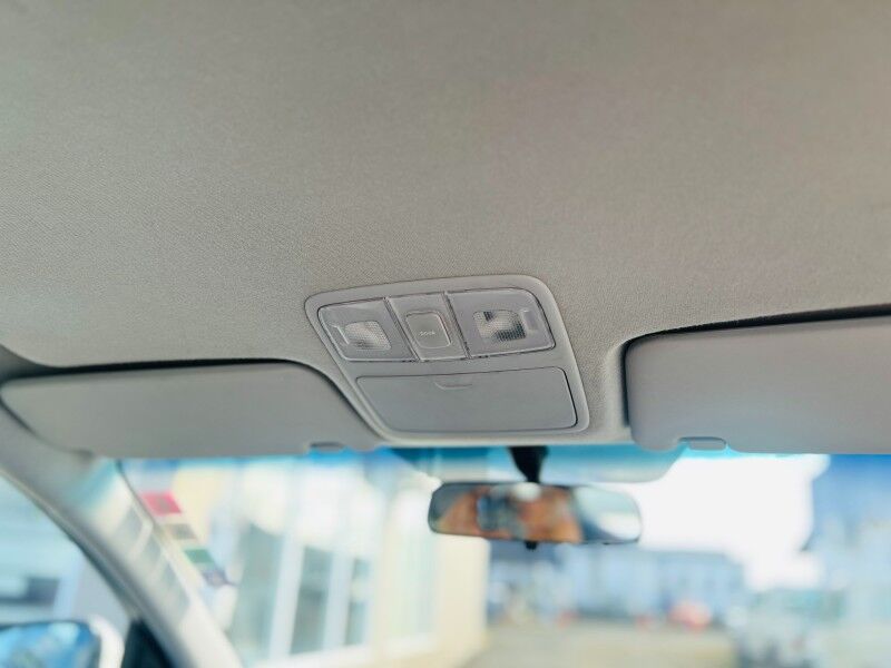 2011 Hyundai i30 Hatchback (2.0L Petrol) Vaitele 2011 Hyundai i30 Hatchback (2.0L Petrol) Vaitele