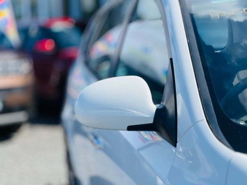 2011 Hyundai i30 Hatchback (2.0L Petrol) Vaitele 2011 Hyundai i30 Hatchback (2.0L Petrol) Vaitele