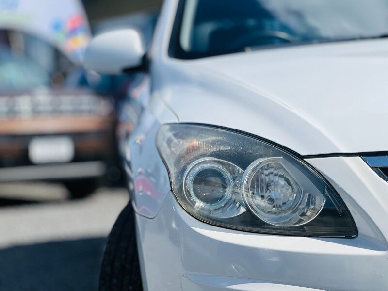 2011 Hyundai i30 Hatchback (2.0L Petrol) Vaitele 2011 Hyundai i30 Hatchback (2.0L Petrol) Vaitele