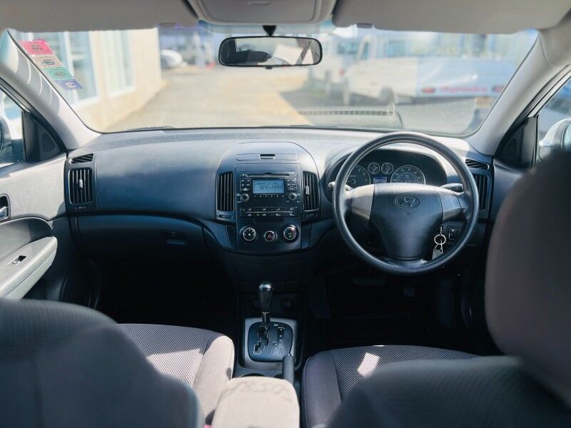 2011 Hyundai i30 Hatchback (2.0L Petrol) Vaitele 2011 Hyundai i30 Hatchback (2.0L Petrol) Vaitele