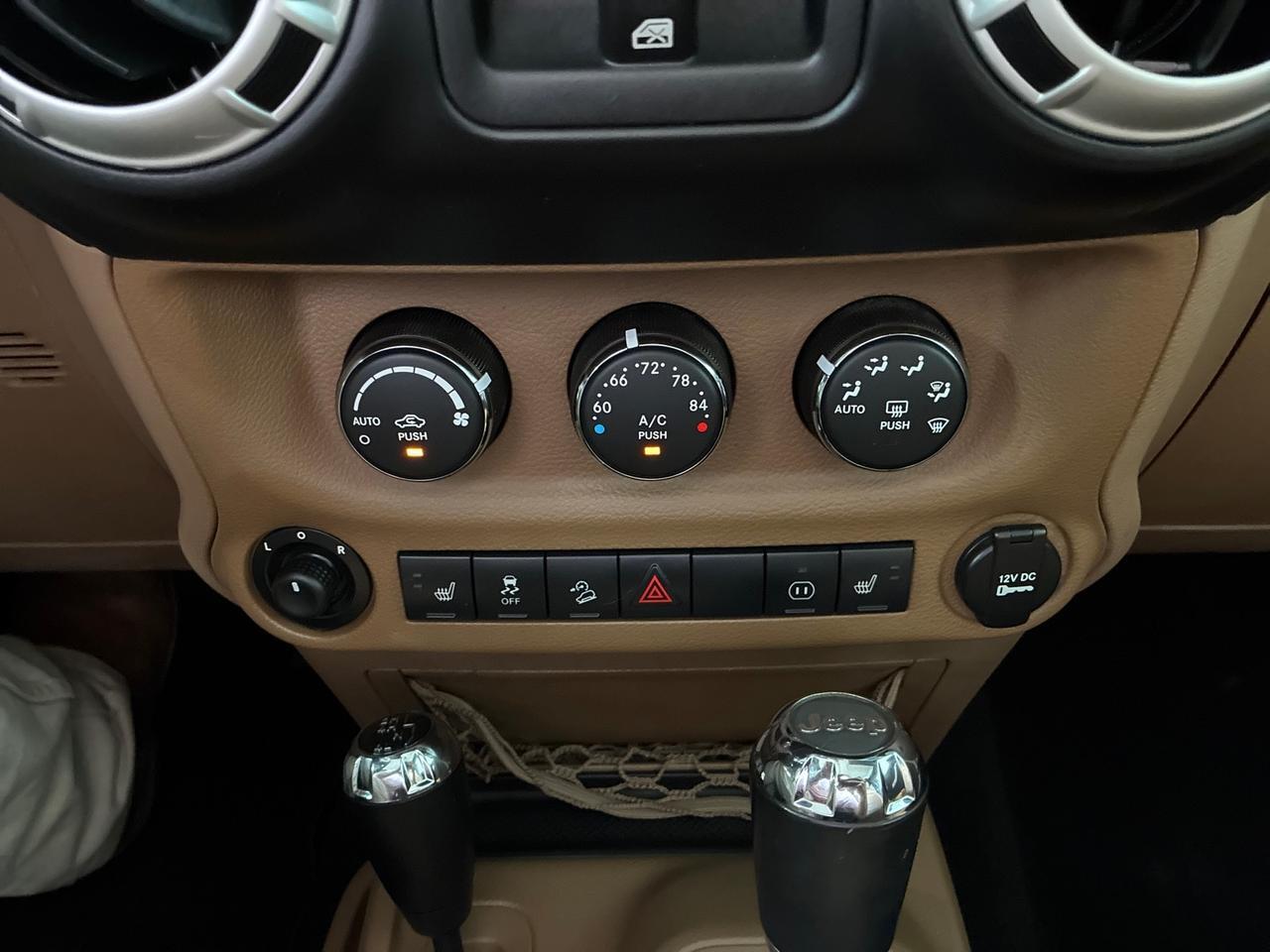 2011 Jeep Wrangler Unlimited Sahara, Leather, Nav, Lift w/ Fox Reservoir Shocks, ARB Bumper w/ Winch, Only 21k Miles Houston TX 2011 Jeep Wrangler Unlimited Sahara, Leather, Nav, Lift w/ Fox Reservoir Shocks, ARB Bumper w/ Winch, Only 21k Miles Houston TX