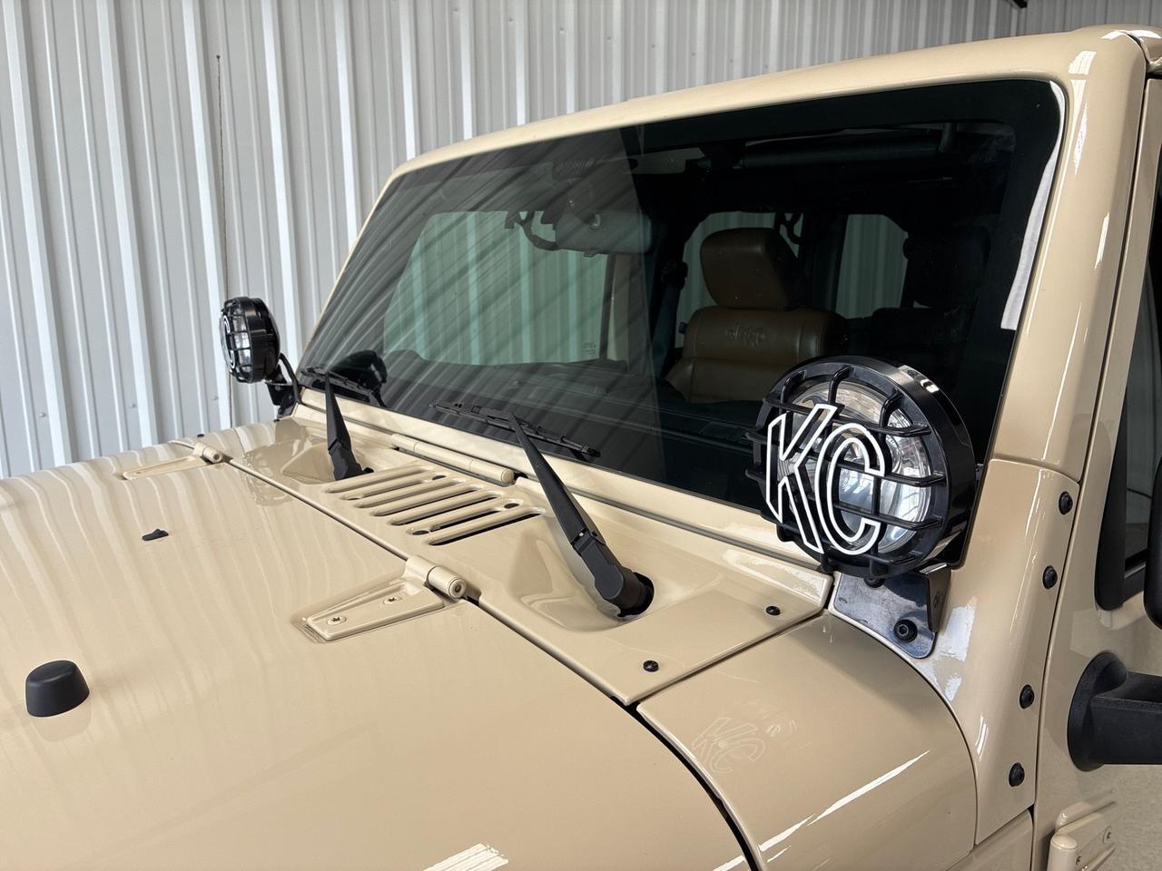 2011 Jeep Wrangler Unlimited Sahara, Leather, Nav, Lift w/ Fox Reservoir Shocks, ARB Bumper w/ Winch, Only 21k Miles Houston TX 2011 Jeep Wrangler Unlimited Sahara, Leather, Nav, Lift w/ Fox Reservoir Shocks, ARB Bumper w/ Winch, Only 21k Miles Houston TX