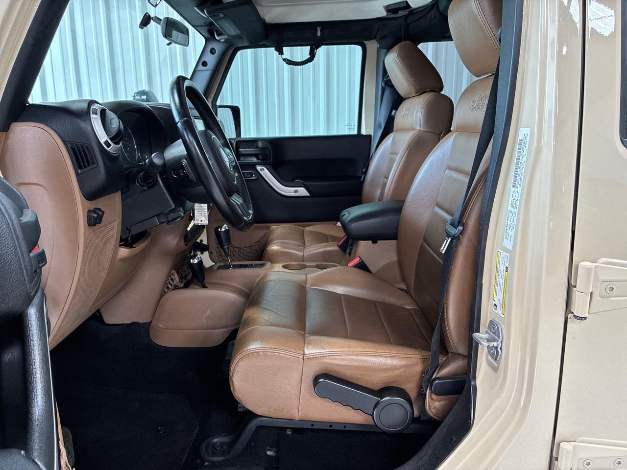 2011 Jeep Wrangler Unlimited Sahara, Leather, Nav, Lift w/ Fox Reservoir Shocks, ARB Bumper w/ Winch, Only 21k Miles Houston TX 2011 Jeep Wrangler Unlimited Sahara, Leather, Nav, Lift w/ Fox Reservoir Shocks, ARB Bumper w/ Winch, Only 21k Miles Houston TX