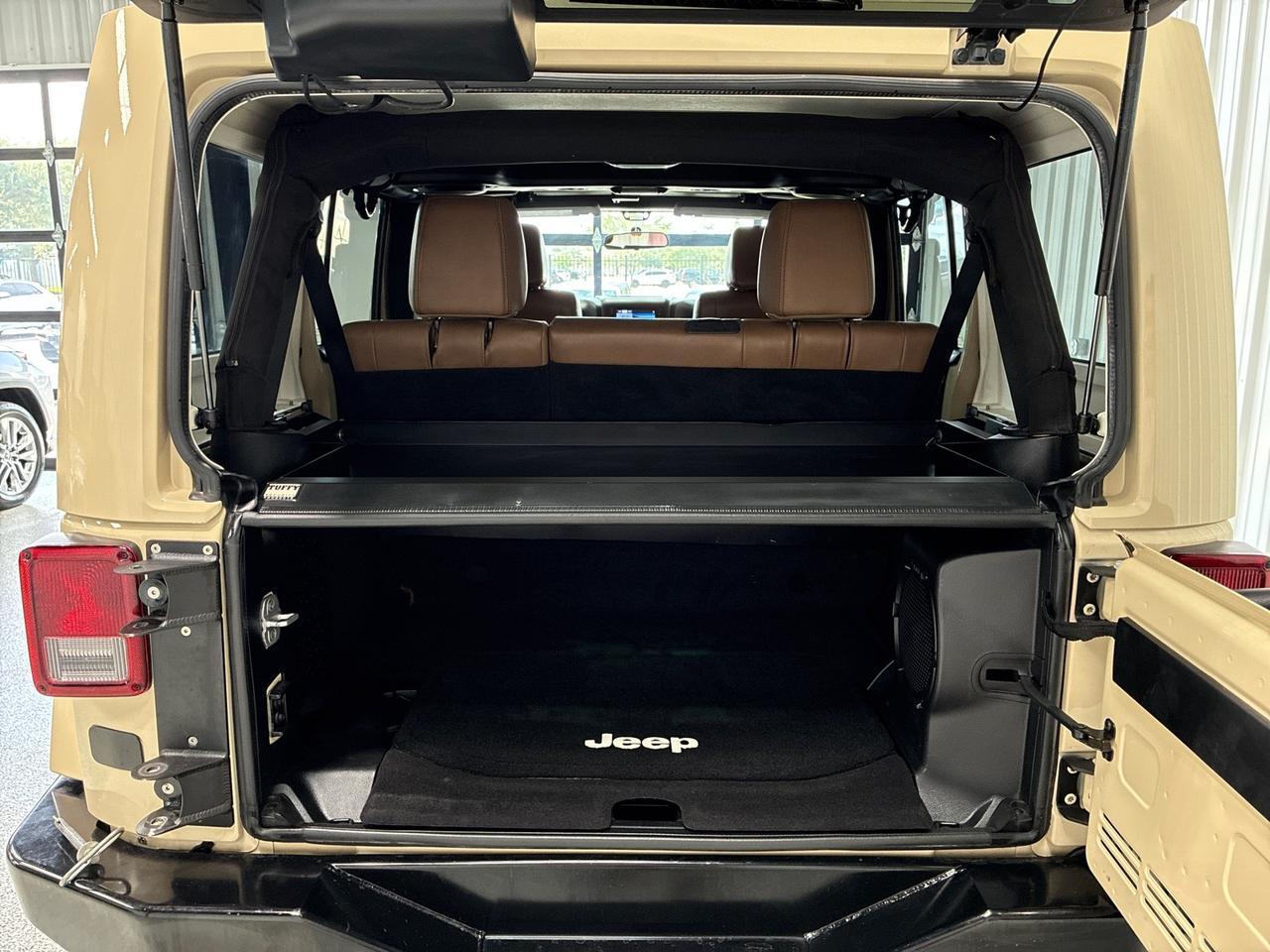 2011 Jeep Wrangler Unlimited Sahara, Leather, Nav, Lift w/ Fox Reservoir Shocks, ARB Bumper w/ Winch, Only 21k Miles Houston TX 2011 Jeep Wrangler Unlimited Sahara, Leather, Nav, Lift w/ Fox Reservoir Shocks, ARB Bumper w/ Winch, Only 21k Miles Houston TX