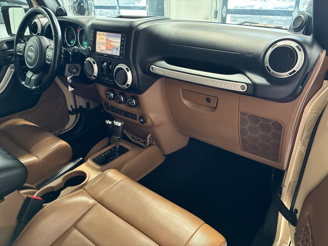2011 Jeep Wrangler Unlimited Sahara, Leather, Nav, Lift w/ Fox Reservoir Shocks, ARB Bumper w/ Winch, Only 21k Miles Houston TX 2011 Jeep Wrangler Unlimited Sahara, Leather, Nav, Lift w/ Fox Reservoir Shocks, ARB Bumper w/ Winch, Only 21k Miles Houston TX