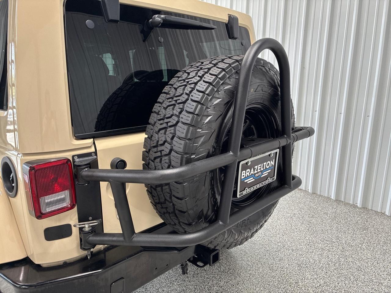 2011 Jeep Wrangler Unlimited Sahara, Leather, Nav, Lift w/ Fox Reservoir Shocks, ARB Bumper w/ Winch, Only 21k Miles Houston TX 2011 Jeep Wrangler Unlimited Sahara, Leather, Nav, Lift w/ Fox Reservoir Shocks, ARB Bumper w/ Winch, Only 21k Miles Houston TX