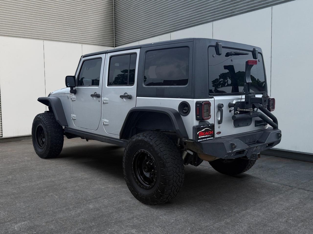2011 Jeep Wrangler Unlimited Sport, HEATED SEATS, APPLE CARPLAY/ANDROID AUTO, TOW PACKAGE, FENDER FLARES, KEYLESS START, POWER/HEATED MIRRORS, LOW MILES! Norfolk VA 2011 Jeep Wrangler Unlimited Sport, HEATED SEATS, APPLE CARPLAY/ANDROID AUTO, TOW PACKAGE, FENDER FLARES, KEYLESS START, POWER/HEATED MIRRORS, LOW MILES! Norfolk VA