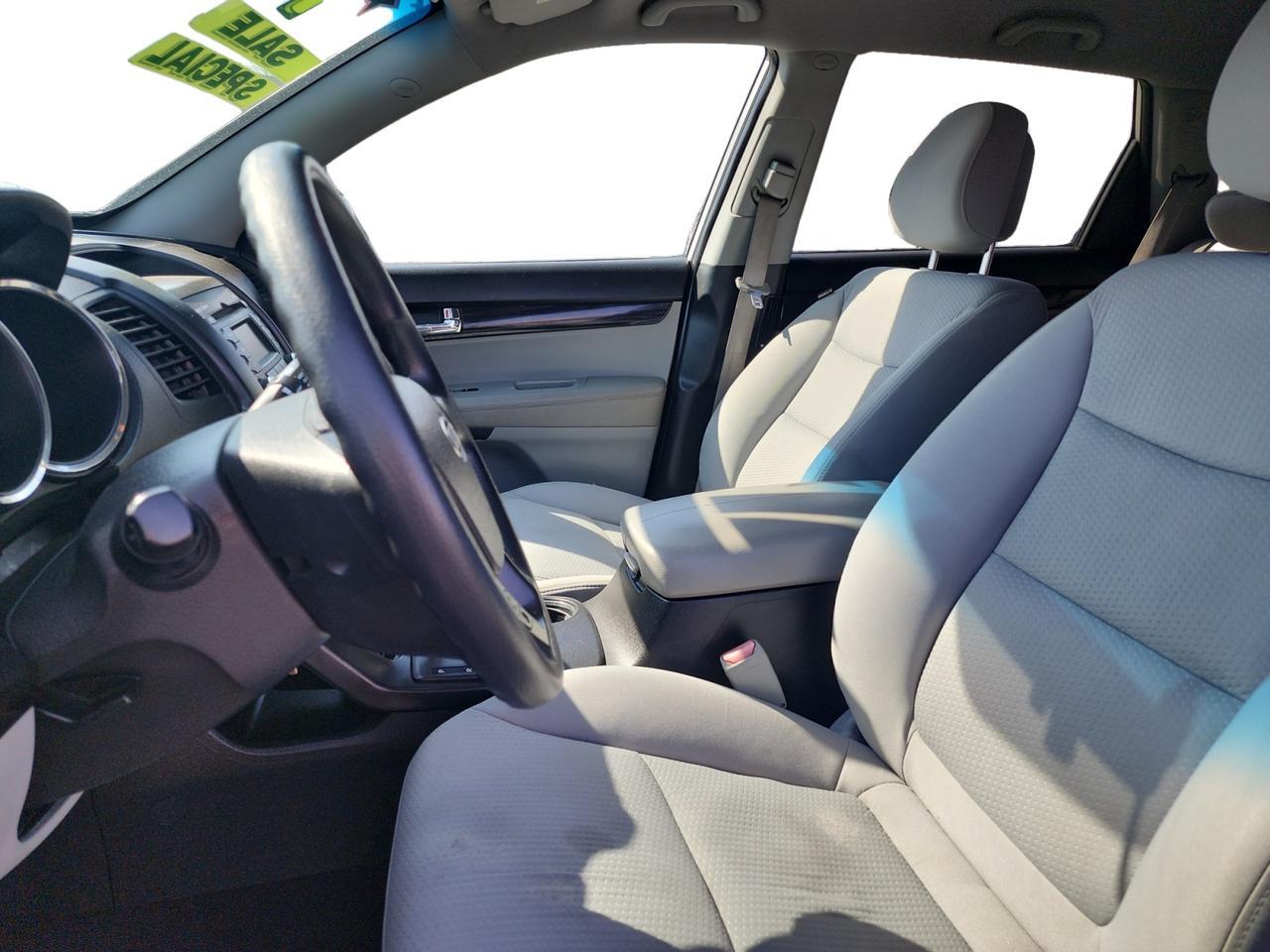 2011 KIA SORENTO EX; LX LX Kansas City MO 2011 KIA SORENTO EX; LX LX Kansas City MO