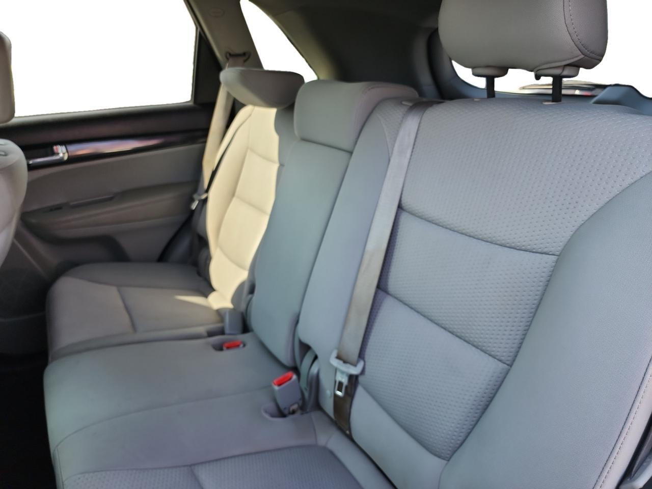 2011 KIA SORENTO EX; LX LX Kansas City MO 2011 KIA SORENTO EX; LX LX Kansas City MO