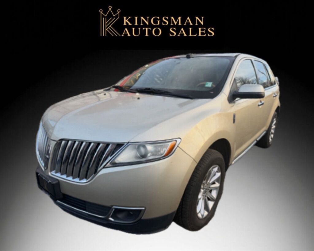 2011 Lincoln MKX Base's photo
