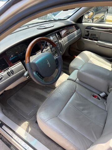2011 Lincoln Town Car Signature Limited West Valley City UT 2011 Lincoln Town Car Signature Limited West Valley City UT