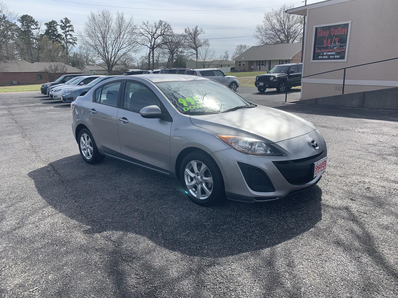 2011 Mazda MAZDA3 i Touring 4-Door 2011 Mazda MAZDA3 i Touring 4-Door