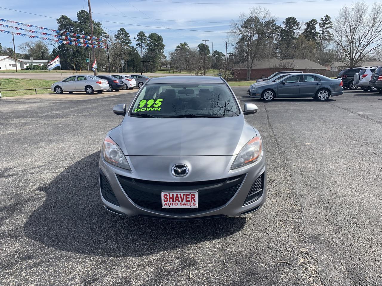 2011 Mazda MAZDA3 i Touring 4-Door 2011 Mazda MAZDA3 i Touring 4-Door