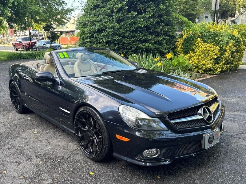2011 Mercedes-Benz SL 550 SL 550 Roadster 2D w/ AMG Sport Package 2011 Mercedes-Benz SL 550 SL 550 Roadster 2D w/ AMG Sport Package