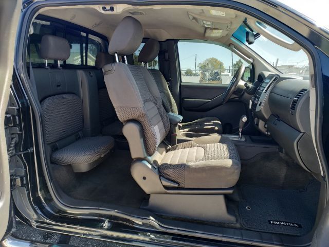 2011 Nissan Frontier PRO-4X King Cab 2WD Sarasota FL 2011 Nissan Frontier PRO-4X King Cab 2WD Sarasota FL