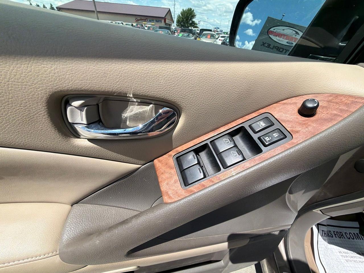 2011 Nissan Murano LE Watertown SD 2011 Nissan Murano LE Watertown SD