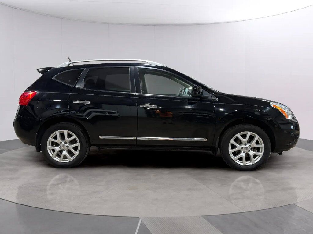 2011 Nissan Rogue SV w/SL PKG