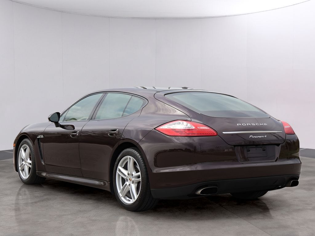 2011 Porsche Panamera 4
