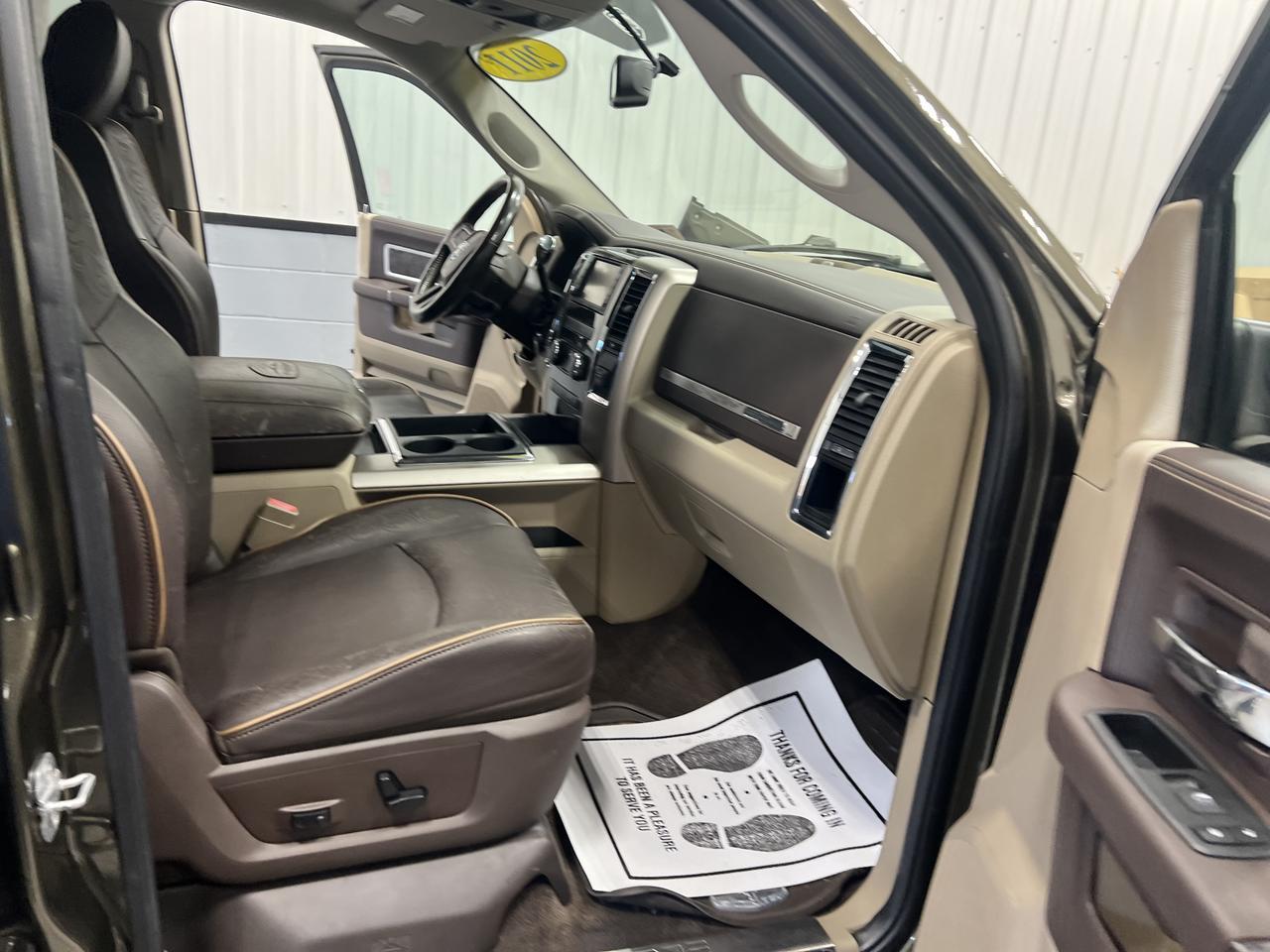 RAM2500 CREW CAB 4X420