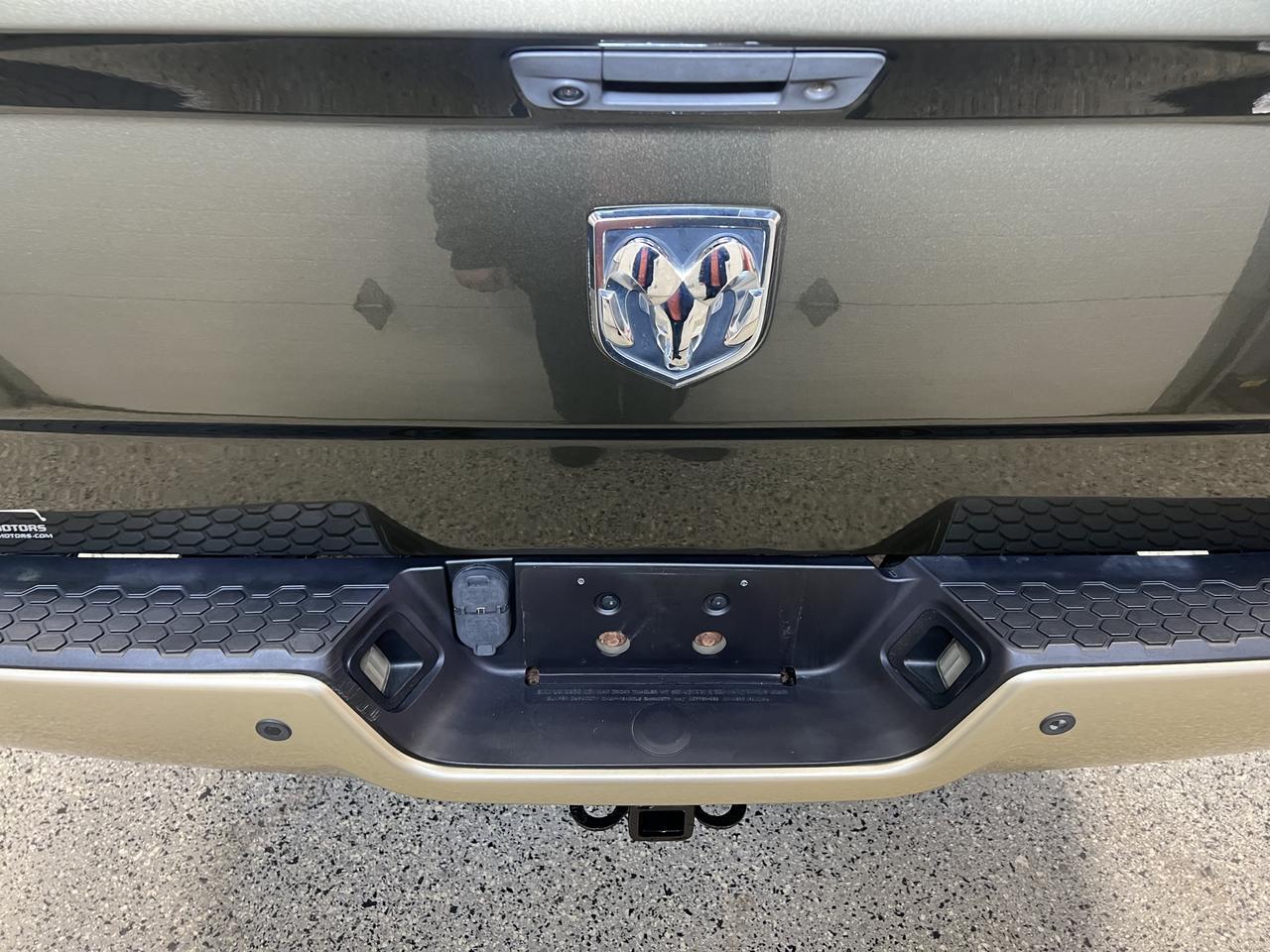 RAM2500 CREW CAB 4X45