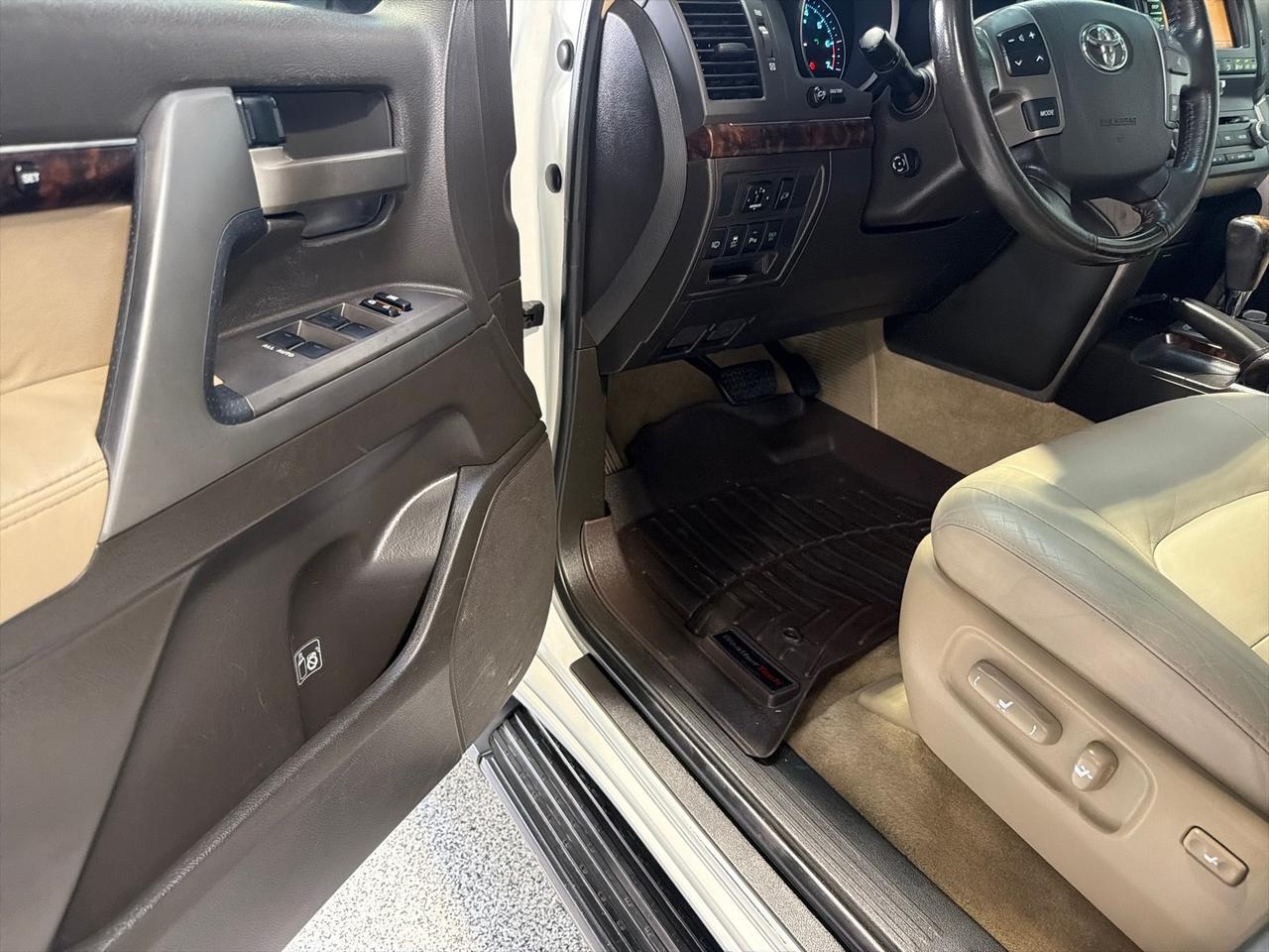 2011 Toyota Land Cruiser Upgrade Pkg Houston TX 2011 Toyota Land Cruiser Upgrade Pkg Houston TX