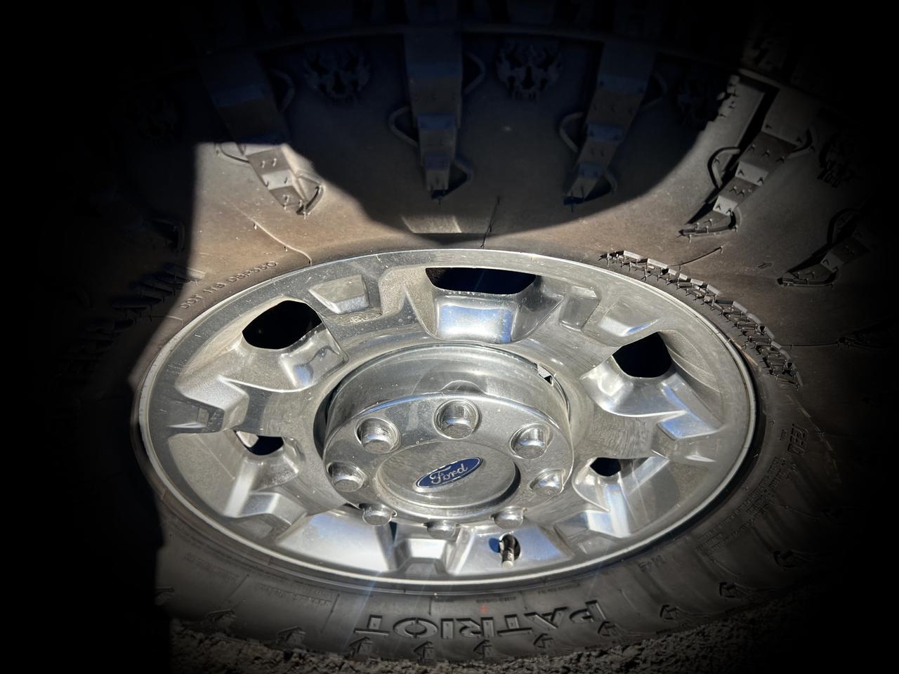 FORDF250 CREW CAB 4X412