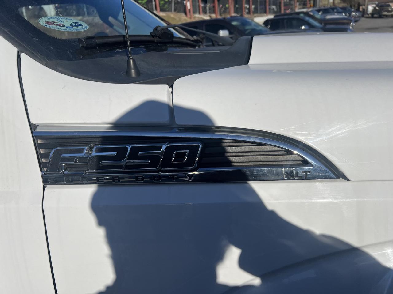 FORDF250 CREW CAB 4X416