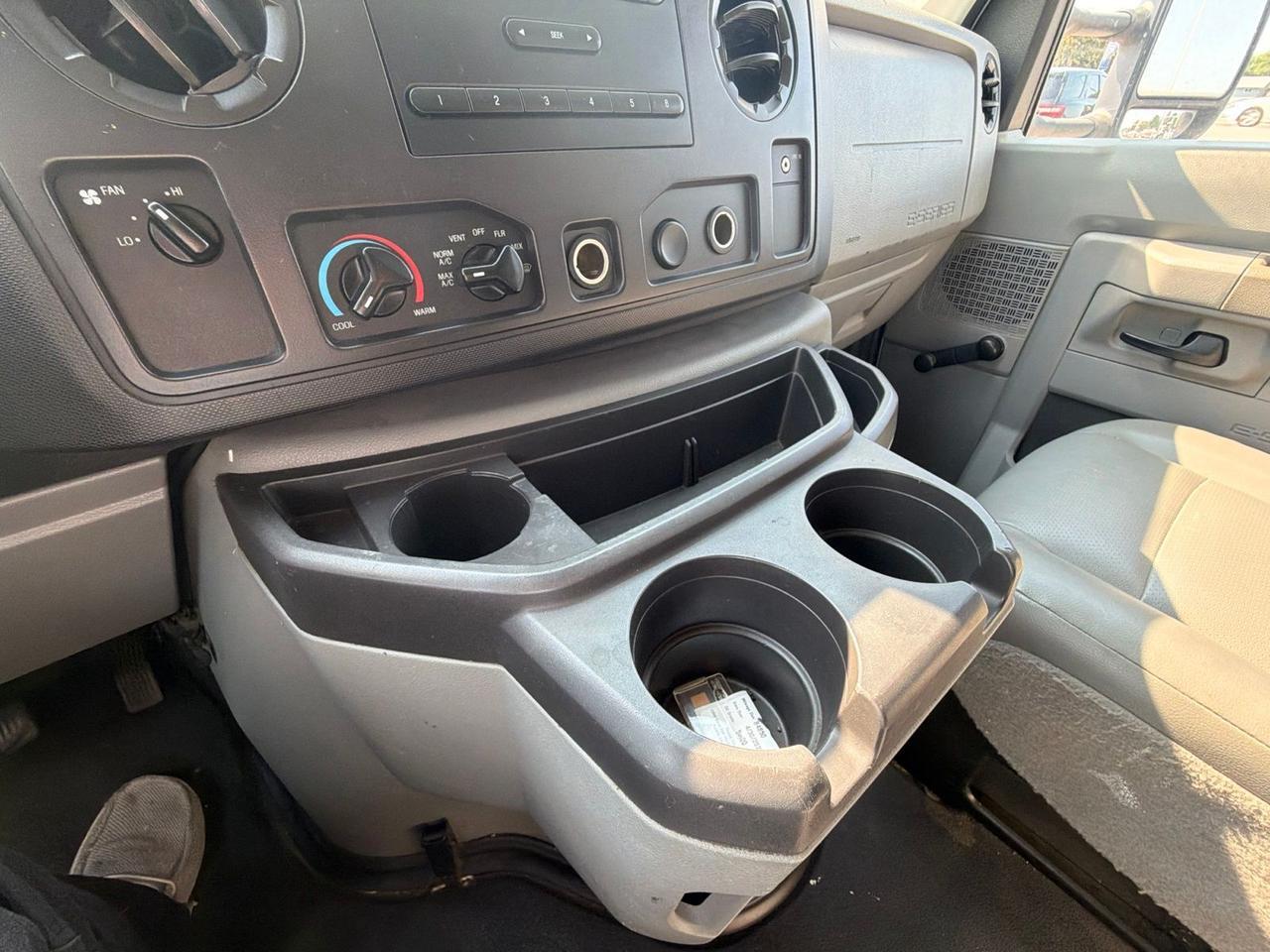 2012 Ford E-350SD Base Watertown SD 2012 Ford E-350SD Base Watertown SD