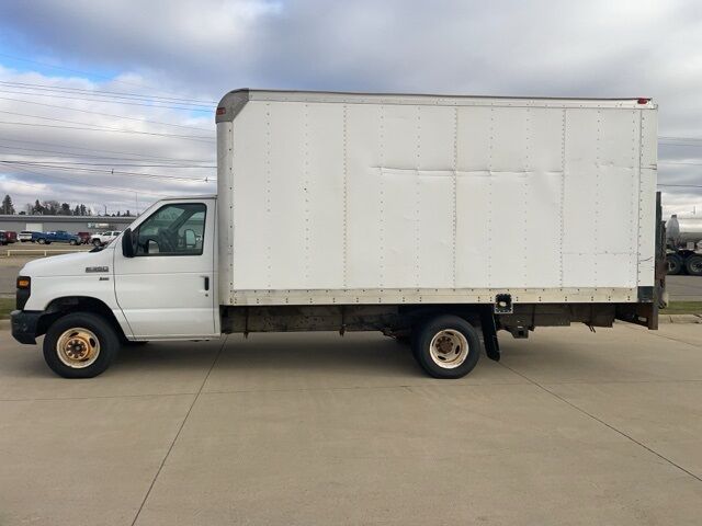 2012 Ford E-350SD Base Watertown SD 2012 Ford E-350SD Base Watertown SD