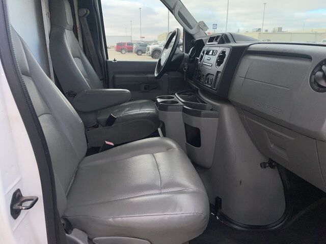 2012 Ford E-350SD Base Watertown SD 2012 Ford E-350SD Base Watertown SD