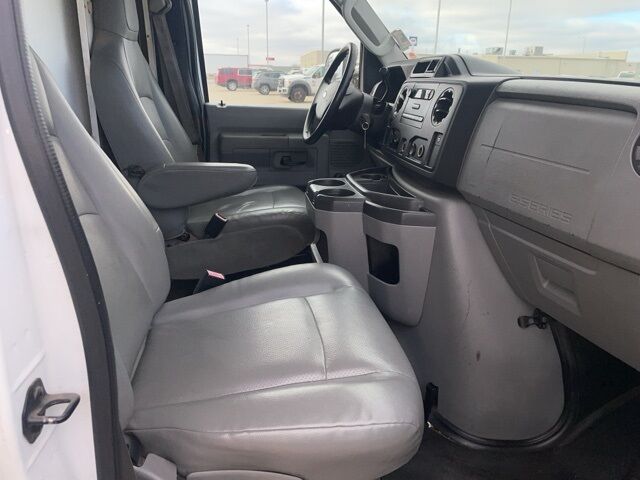 2012 Ford E-350SD Base Watertown SD 2012 Ford E-350SD Base Watertown SD
