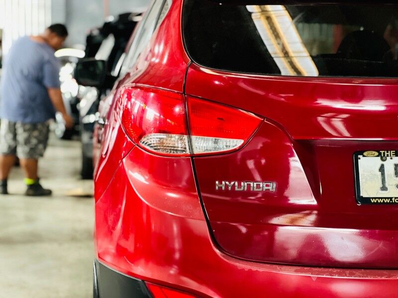 2012 Hyundai Tucson IX35 (2.0L Petrol) Vaitele 2012 Hyundai Tucson IX35 (2.0L Petrol) Vaitele