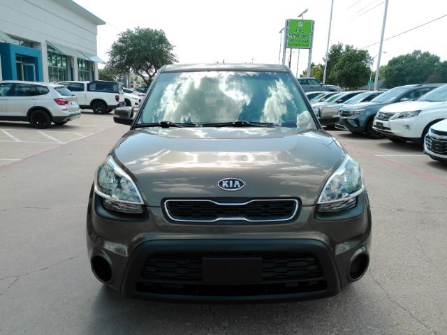 2012 Kia Soul + 2012 Kia Soul +