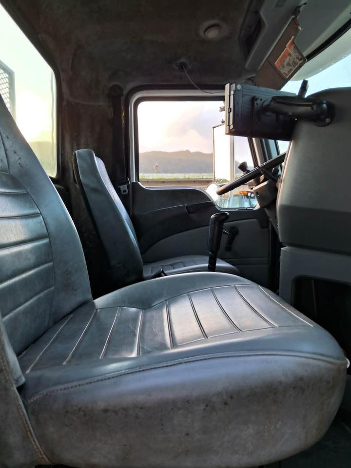 2012 MACK 600 Series CHU613 Pago Pago 2012 MACK 600 Series CHU613 Pago Pago