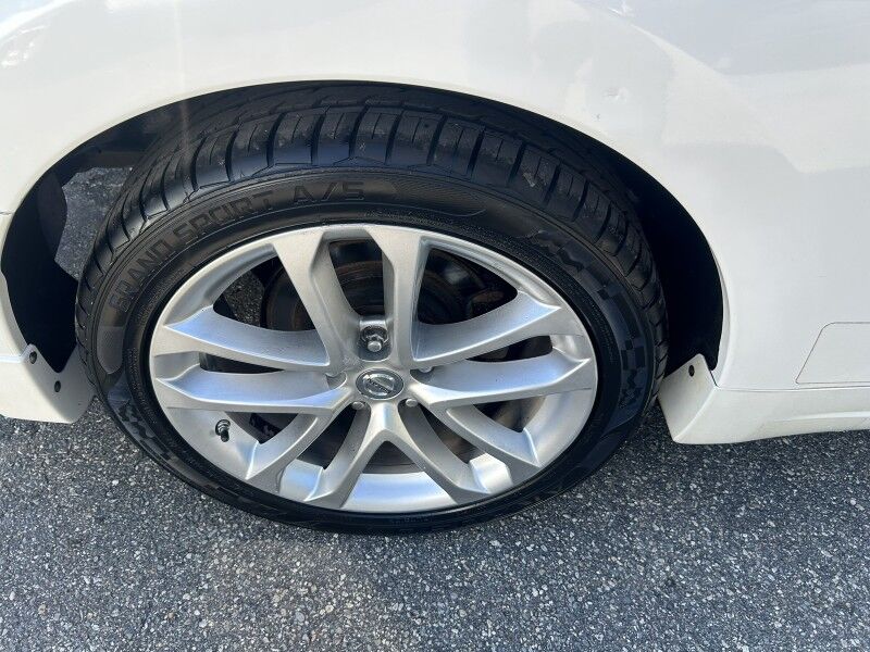 2012 Nissan Altima 3.5 SR - V6 - LEATHER - SUNROOF - LOW MILES Whitinsville MA 2012 Nissan Altima 3.5 SR - V6 - LEATHER - SUNROOF - LOW MILES Whitinsville MA