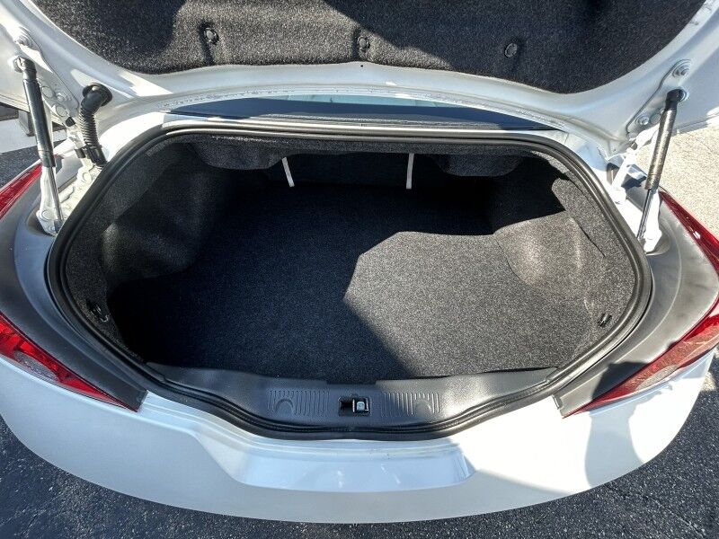 2012 Nissan Altima 3.5 SR - V6 - LEATHER - SUNROOF - LOW MILES Whitinsville MA 2012 Nissan Altima 3.5 SR - V6 - LEATHER - SUNROOF - LOW MILES Whitinsville MA