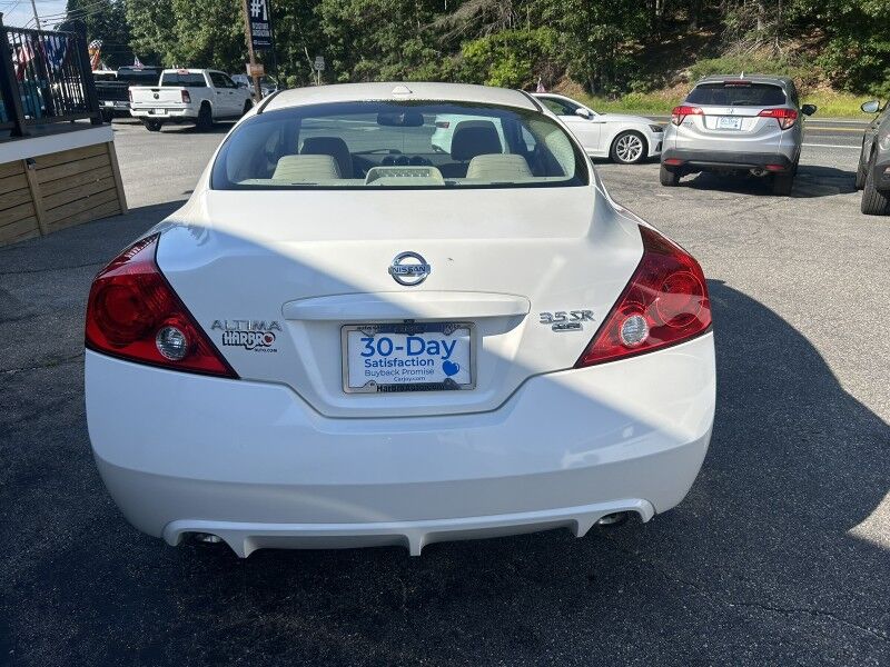 2012 Nissan Altima 3.5 SR - V6 - LEATHER - SUNROOF - LOW MILES Whitinsville MA 2012 Nissan Altima 3.5 SR - V6 - LEATHER - SUNROOF - LOW MILES Whitinsville MA