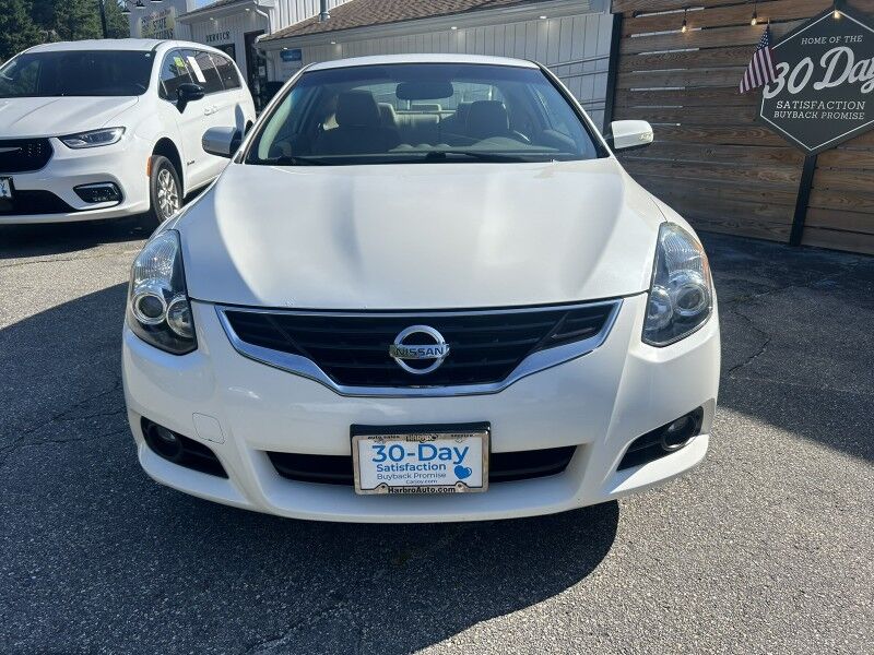 2012 Nissan Altima 3.5 SR - V6 - LEATHER - SUNROOF - LOW MILES 2012 Nissan Altima 3.5 SR - V6 - LEATHER - SUNROOF - LOW MILES