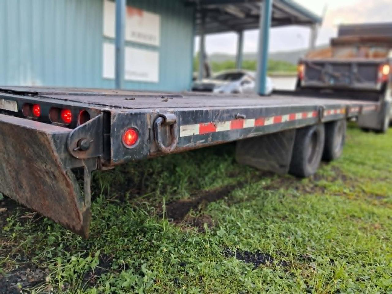 2012 PETERBILT 337 337 6 Wheeler Pago Pago 2012 PETERBILT 337 337 6 Wheeler Pago Pago