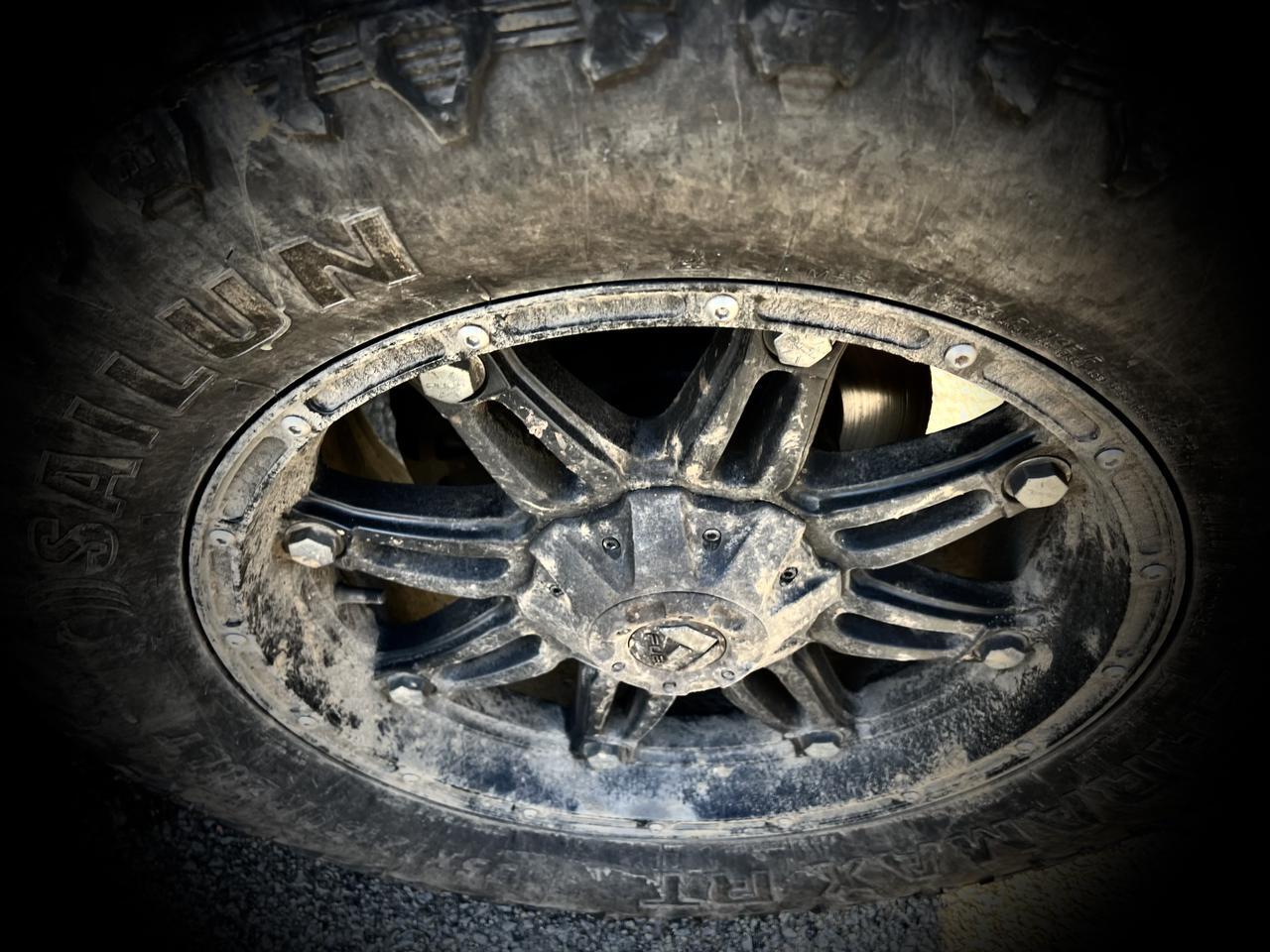 RAM2500 CREW CAB 4X47